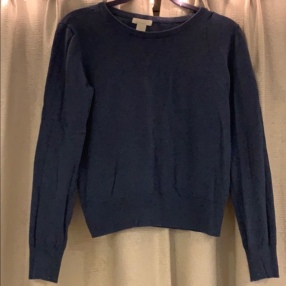 H & M Sweaters - Picture 4 of 5